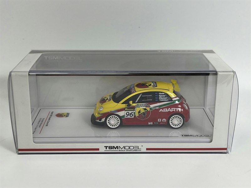 TSM Fiat Abarth 695 Assetto Corse #96 2014 Bathurst 1:43 TSM 430695