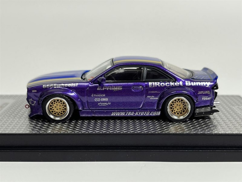 Inno 64 Nissan Silvia S14 Rocket Bunny Boss Tomonori Idekawa 1:64 Inno IN64S14BTOMOSAN