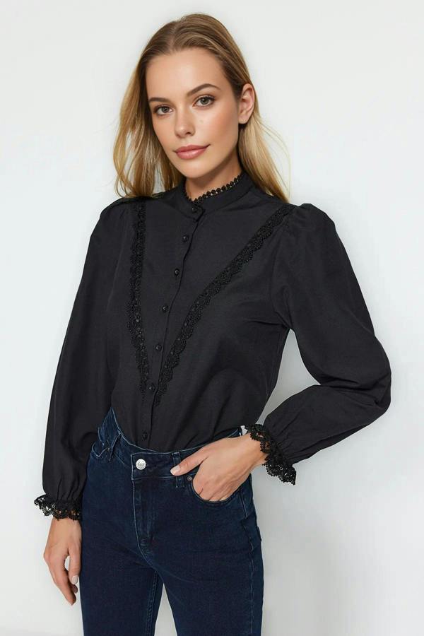 WOVCOR Woven Shirt with Lace Detail