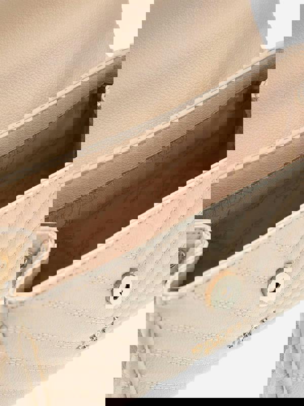 GUES6030_BEIGE_3