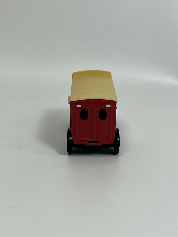 MCSlots Model T Delivery Van WH Smith Bicentary Collection 20 Years Lledo WHS01D S2