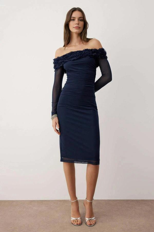 WOVCOR Carmen Neckline Lined Tulle Midi Dress with Rose Detail