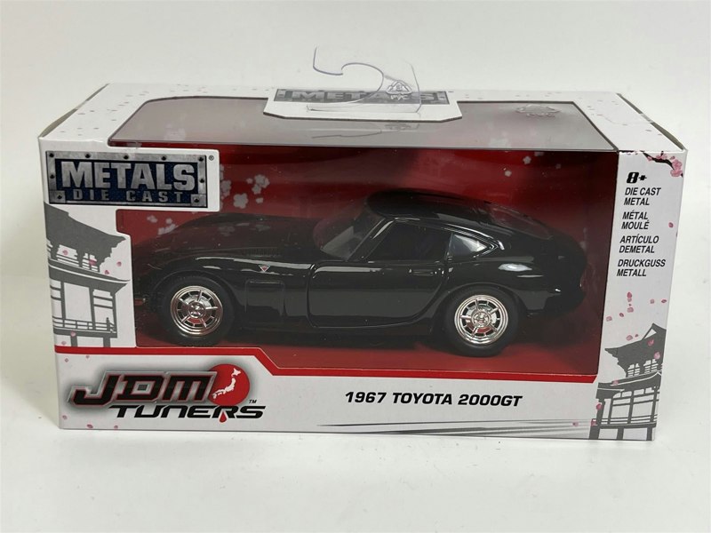 Jada 1967 Toyota 2000GT JDM Tuners 1:32 Scale 99576