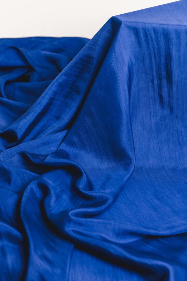 Royal Blue Silk Scarf – Hand-Dyed Mulberry Silk, Eid & Evening Wrap