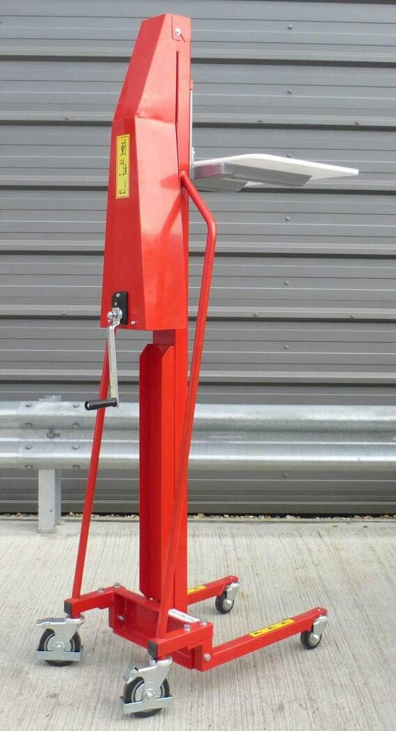 LiftMate Manual Winch Lifter (up to 200kg / 1.5m), Heavy Duty Hand Stacker Truck
