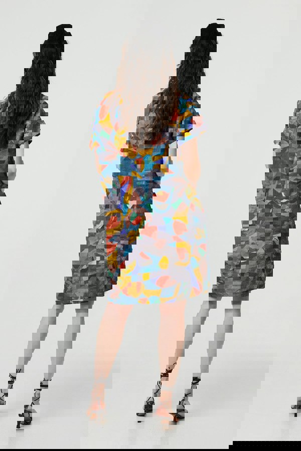 Silver | Abstract Short Sleeve Short Shift Dress
