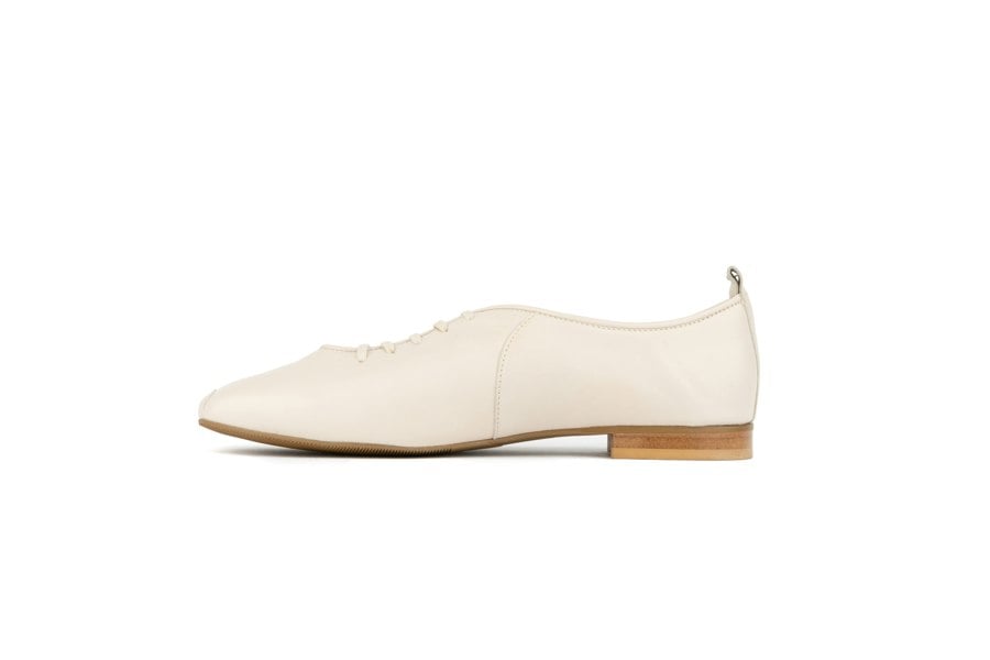 Embassy London Skyline - Cream Suede - Women's Leather Lace Up Ballet Pump
