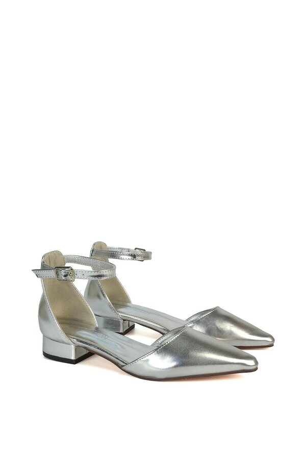 XY LONDON Low Heel Flat Pointed Toe Ankle Strap Court Shoes
