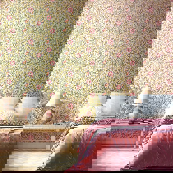 Hoopla Walls Rosehip Trail - Rose Pink 10m Wallpaper