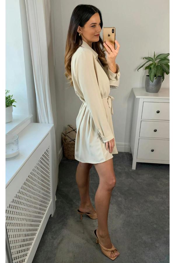 Hoxton Gal Oversized Belt Detailed Shirt Tunic with Long Sleeves in Beige
