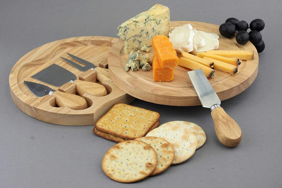 Diletto Gifts Round Cheese Board & 4 Pce Knife Serving Set