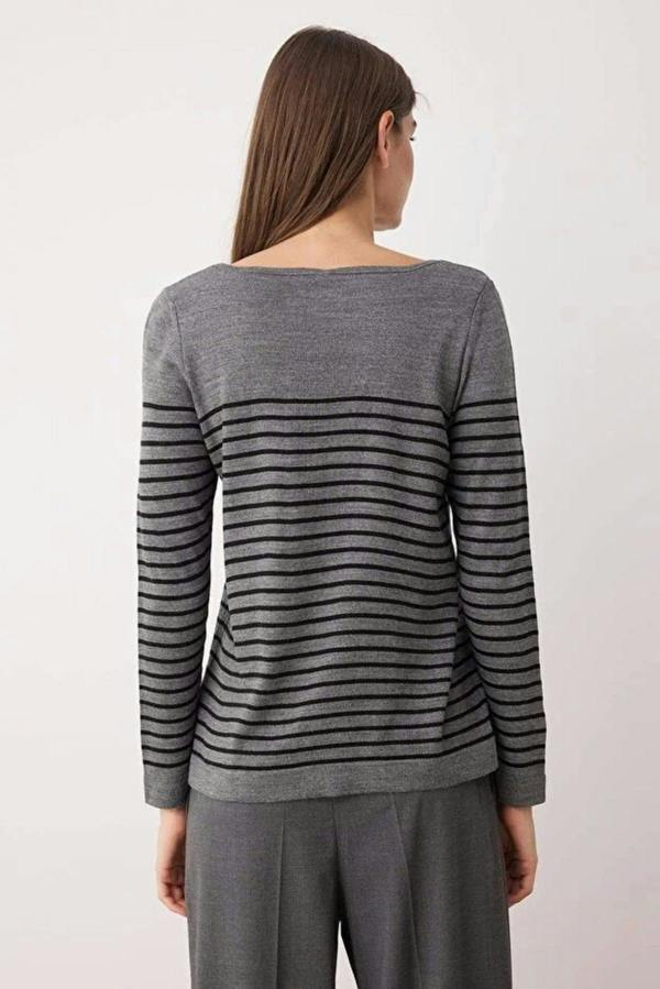 WOVCOR Basic Striped Knit Sweater