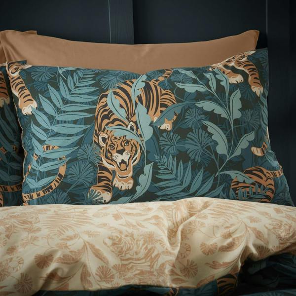 Tropic Tiger Leaf Green Duvet Cover Set