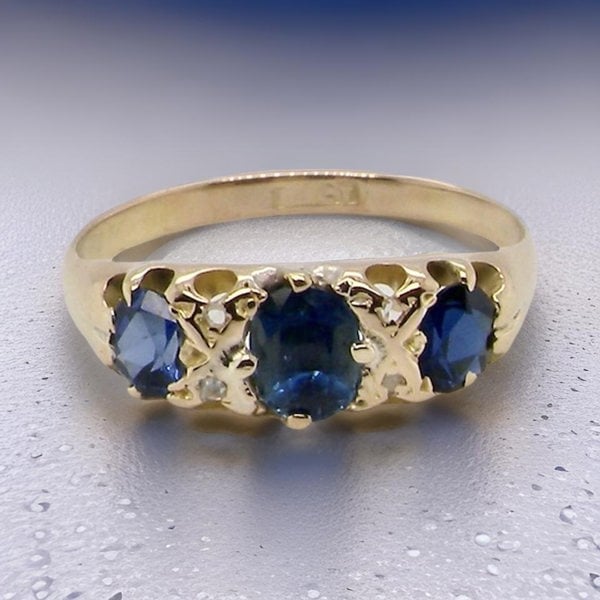 Vintage Tom An antique Sapphire and Diamond Ring