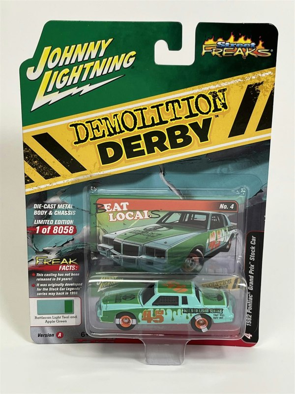 Johnny Lightning 1982 Pontiac Grand Prix Stock Car Rattlecan Light Teal and Apple Green 1:64 JLSF024A