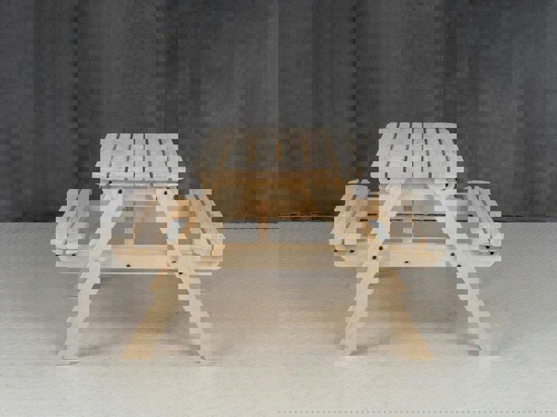 Classic pub-style picnic bench and table, designed for outdoor dining areas such as gardens, patios, cafés, and public spaces, supplied ready for painting.