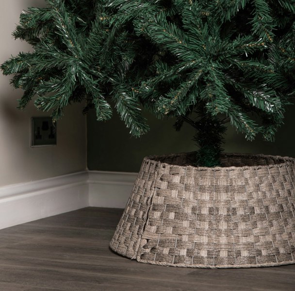 Samuel Alexander 40/58cm Samuel Alexander Medium KD Plastic Wicker Rattan Woven Christmas Tree Skirt in Grey
