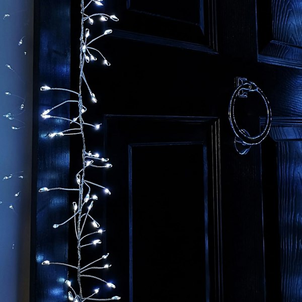 Samuel Alexander 5.5m 880 LED Indoor Outdoor Christmas Door Lights in Cool White