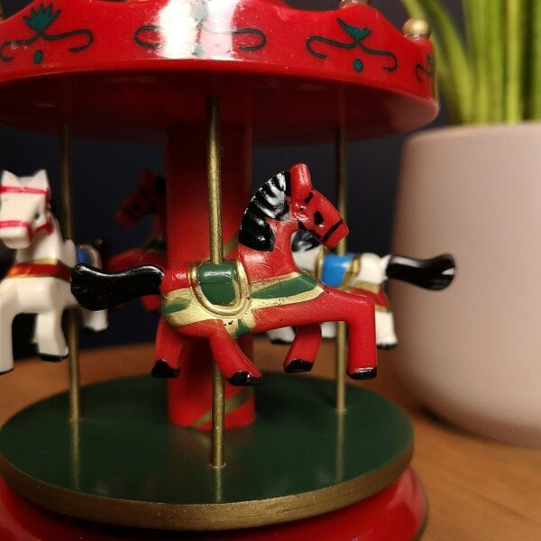 Samuel Alexander 18cm Wind Up Musical Carousel Indoor Christmas Decoration