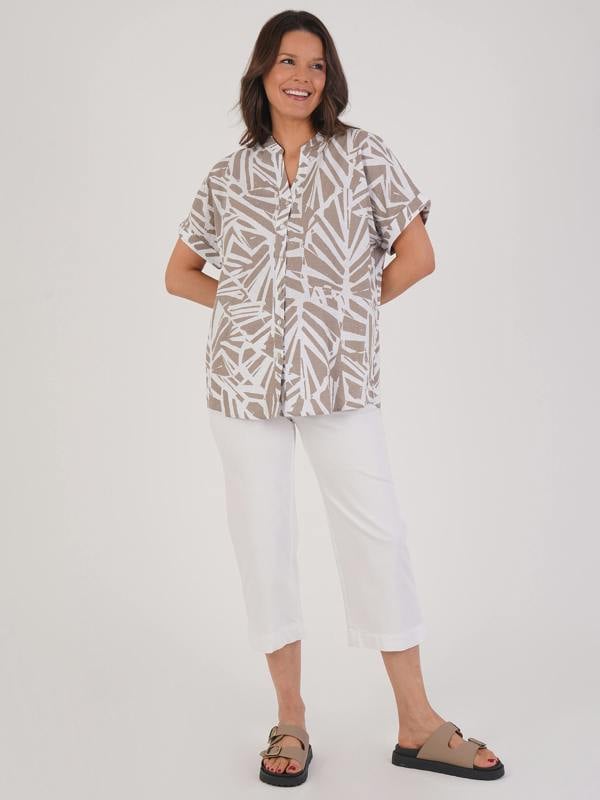 VIZ-A-VIZ Abstract Print Shirt