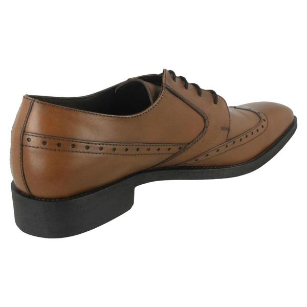 Maverick Mens Maverick Low Heel Lace Up Brogue Shoes
