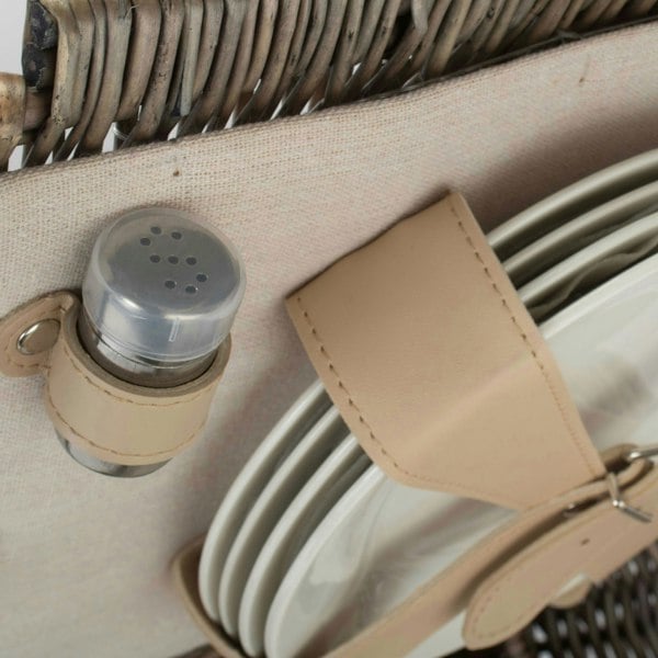 4 Person Traditional Picnic Basket