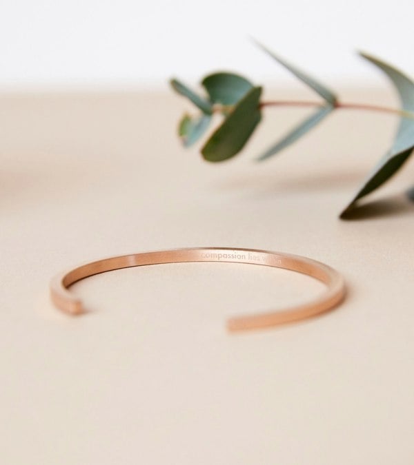 Votch ROSE GOLD BANGLE | ILSE COLLECTION