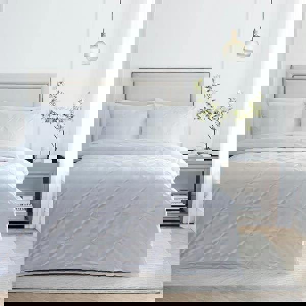 Paoletti Elysia Reversible Cotton Duvet Cover Set - White