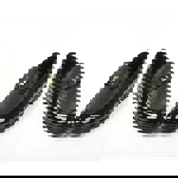 Dolcetto Men’s Textured Front Iconic Buckle Bow Loafers