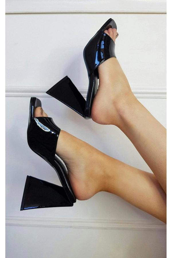 Ellen Slip On Block Heels - Black