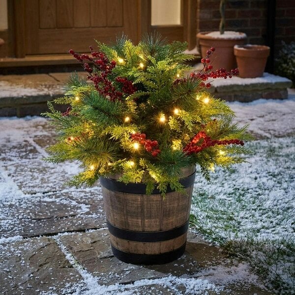 Garden Greatness Pre-Lit Festive Foliage Planter Statement Light