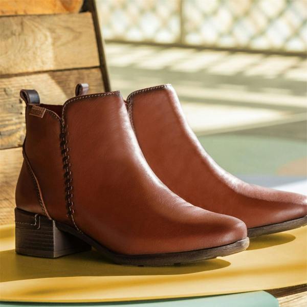 Pikolinos Women's Pikolinos Malaga Cuero Brown Leather Ankle Bootie Zip Mid-Heel Everyday Boots