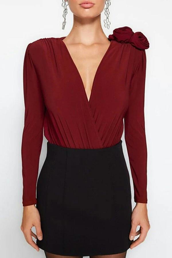 WOVCOR Double-Breasted Rose Accessory Detailed Bodysuit