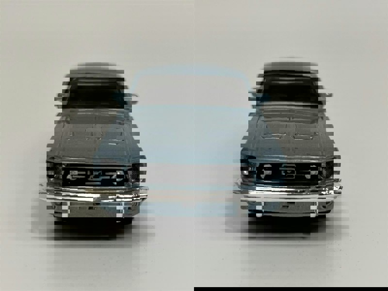 Burago Ford Mustang GT Blue 1:43 Scale - 183000