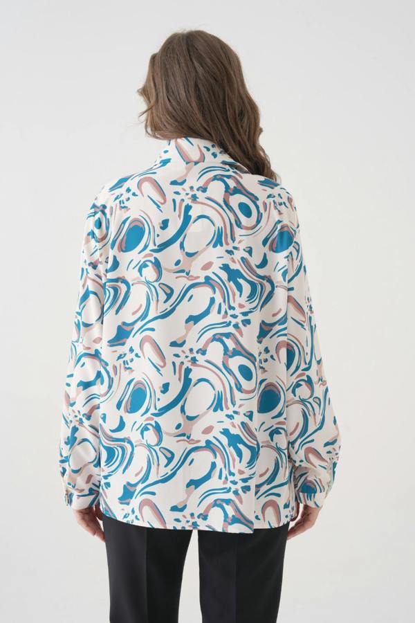 Hoxton Gal Relaxed Fit Long Sleeves Brooch and Print Detail Blouse