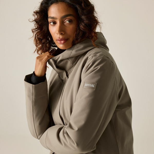 Regatta Womens/Ladies Ramona Leopard Print Insulated Waterproof Jacket - Mocha