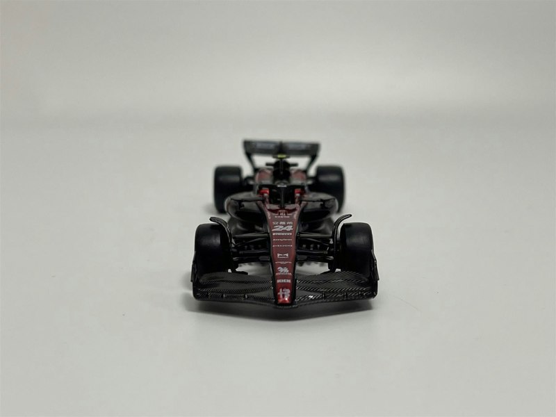 Mini GT Alfa Romeo F1 Team Kick C43 #24 2023 Australian GP Zhou Guanya 1:64 Mini GT MGT00728L