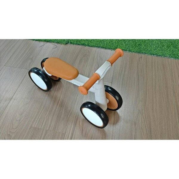 Balance Bike, Lightweight Baby Balance Bike with Foldable Design, Adjustable Seat, No Pedal for 1-2 Years, Cream White