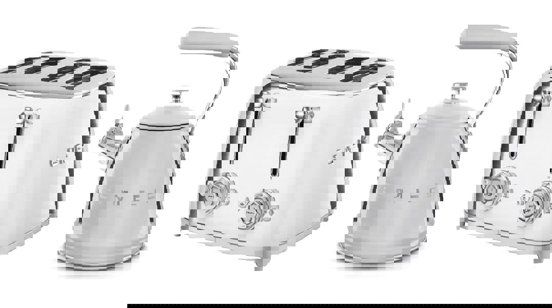 Smeg WKF01 Whistling Stovetop Kettle & TSF03 4-Slice Toaster Bundle
