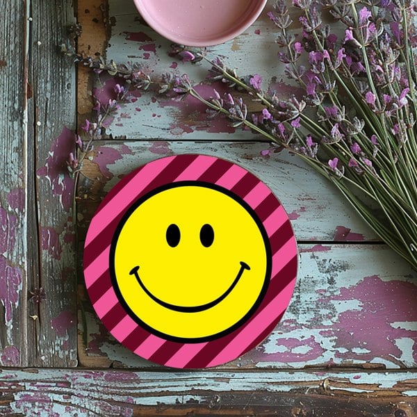 Love Frankie Helter Skelter Smiley Face Coasters - Raspberry Ripple