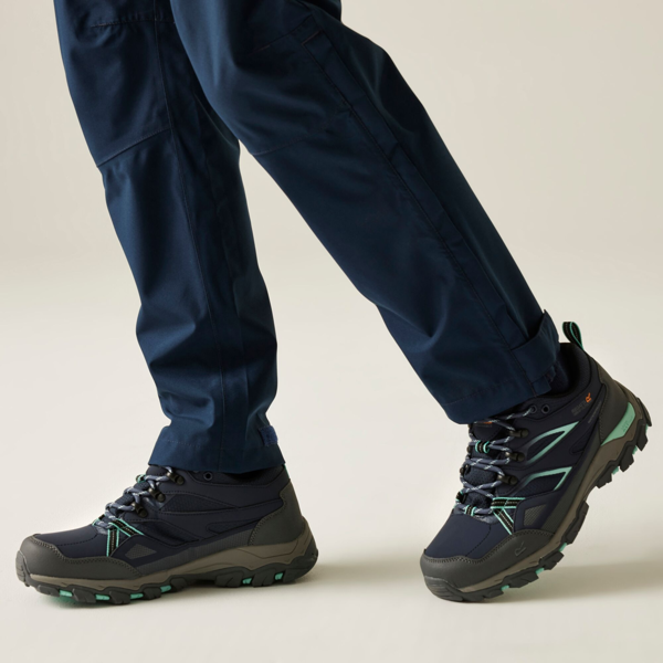 Regatta Women's Holcombe III Low Walking Shoes - Navy/Aruba Blue