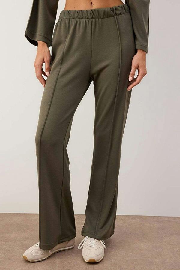 WOVCOR 2-Piece Flare Leg Knitted Top and Bottom Set