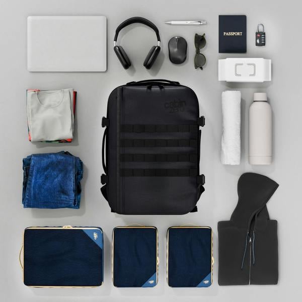 CabinZero Military Budget Airline Set