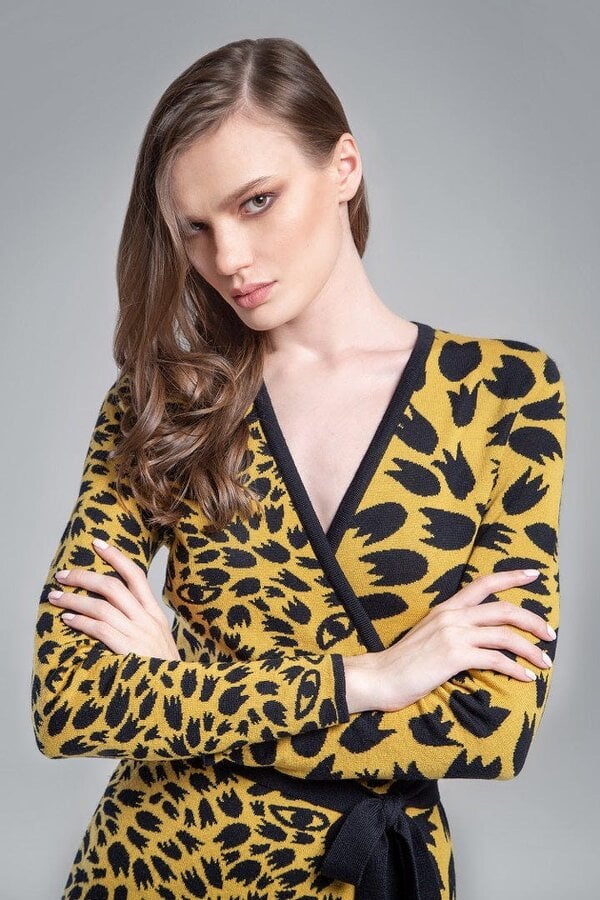 Savannah jacquard-knit wrap dress with animal pattern in yellow