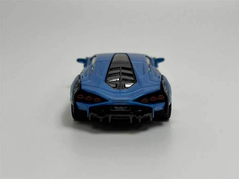 Mini GT Lamborghini Sian FKP 37 Blu Aegir LHD 1:64 Scale Mini GT MGT00573L