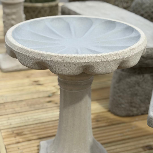 BLK Floral Sandstone Bird Bath
