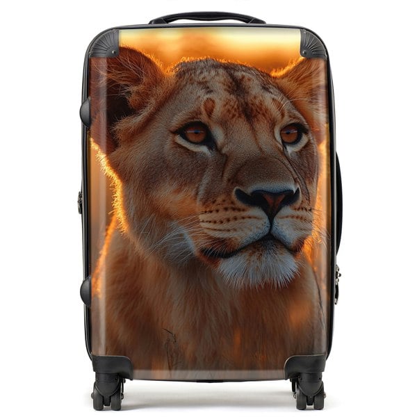 Warren Reed Finn Wilder: Lioness Suitcase