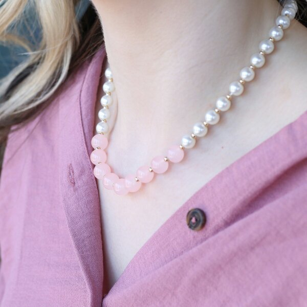 The Colourful Aura Large Ivory and Pink Round Pearl Bridesmaid Statement Choker Necklace