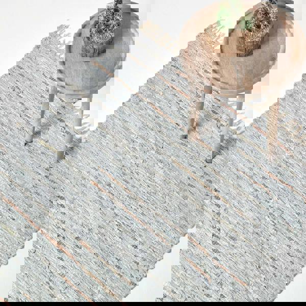 HOMESCAPES Leather Glitter Rug