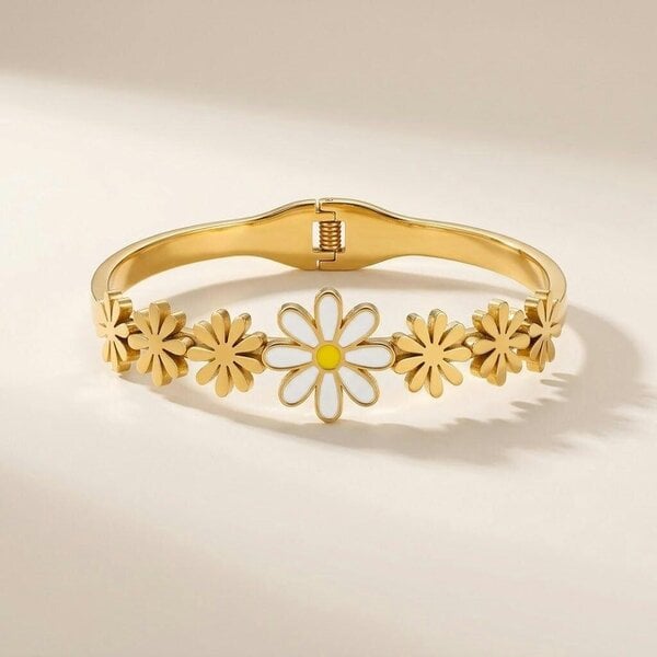 The Colourful Aura 18ct Gold Plated White Daisy Seven Flower Spring Hinged Bangle Floral Bracelet